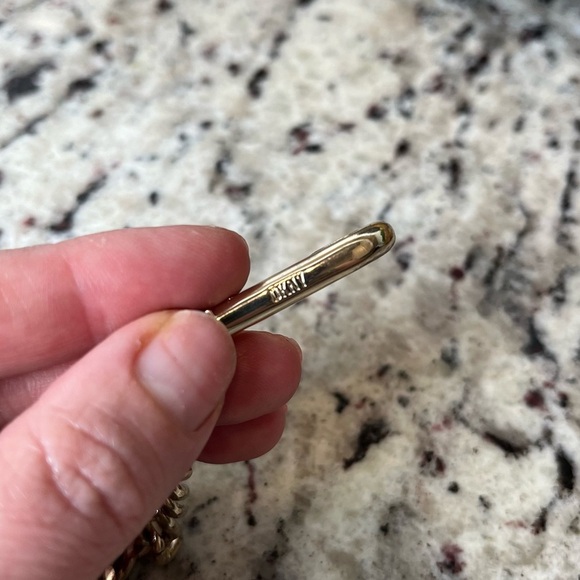 Donna Karan Gold Keychain - Picture 5 of 5